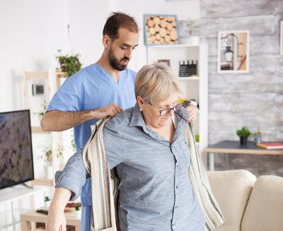 Top Qualities of an In-Home Caregiver