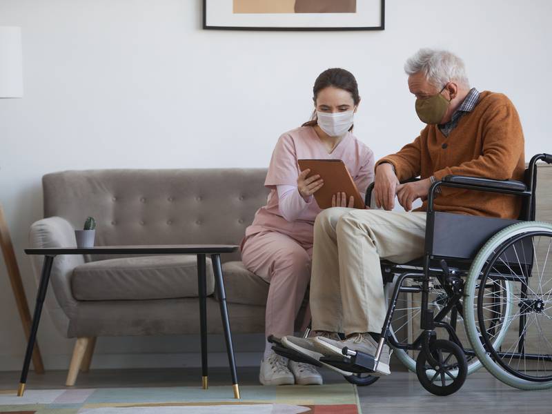 What To Look For In An In-Home Caregiver