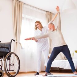 What Qualities Should a Home Health Aide Have?